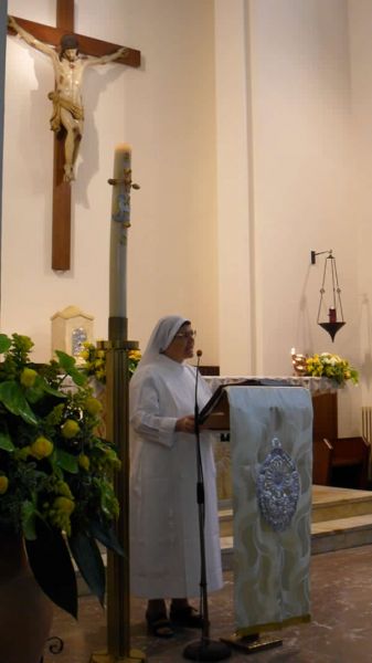 IL SALUTO DELLA SUPERIORA GENERALE sr MADDALENA ATTANASIO
