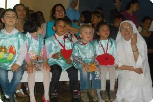 Albania - Festa di fine anno scolastico