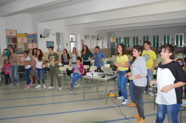foto con i giovani 1 800x531